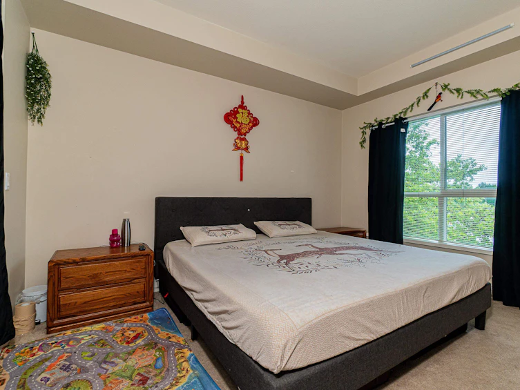 323-9655 King George, Surrey, BC, V3T 0C7 - 8