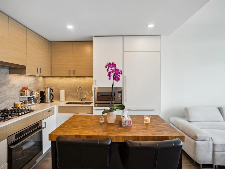 1203-200 Klahanie Court, West Vancouver, BC, V7P 0E4 - 5