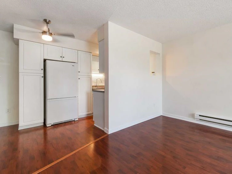 210-2055 Suffolk Avenue, Port Coquitlam, BC, V3B 1H4 - 2