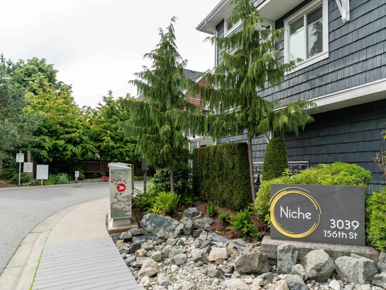 68-3039 156, Surrey, BC, V3Z 6T5