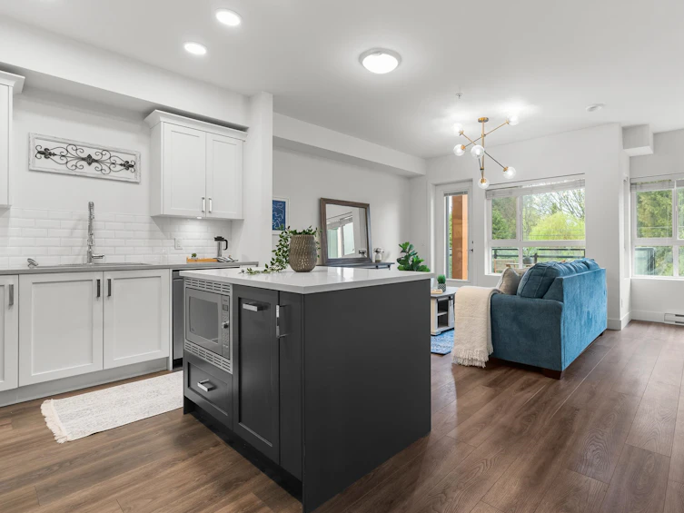 305-33568 George Ferguson, Abbotsford, BC, V2S 0M3 - 5
