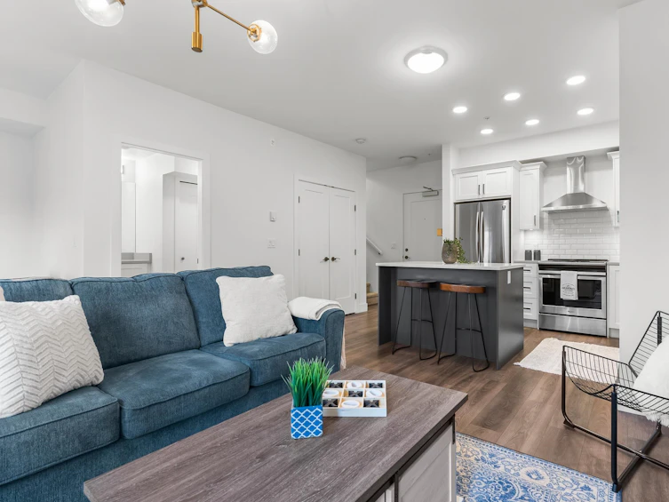 305-33568 George Ferguson, Abbotsford, BC, V2S 0M3 - 8