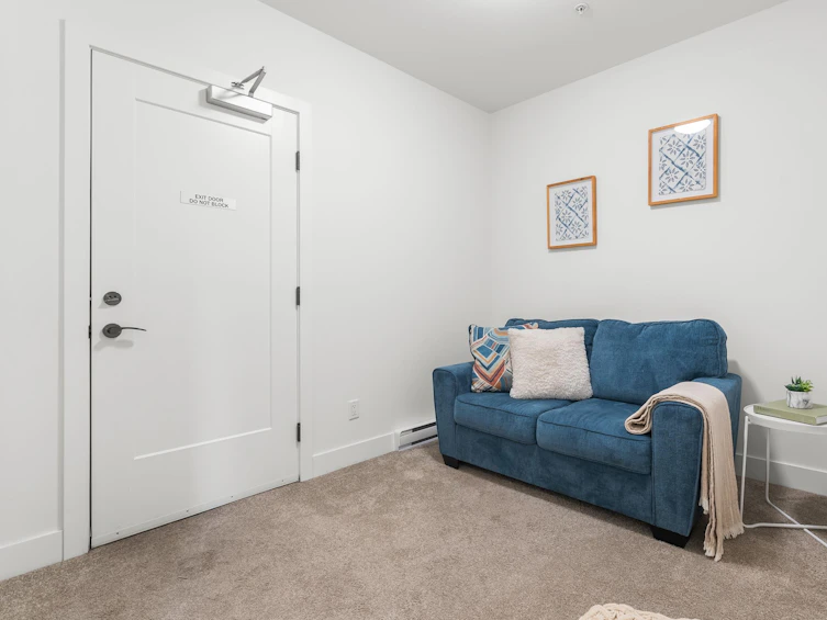 305-33568 George Ferguson, Abbotsford, BC, V2S 0M3 - 23