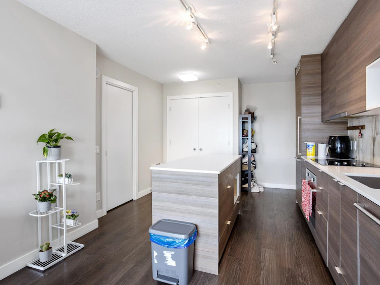 1612-13398 104 Avenue, Surrey, BC, V3T 1V6 - 8