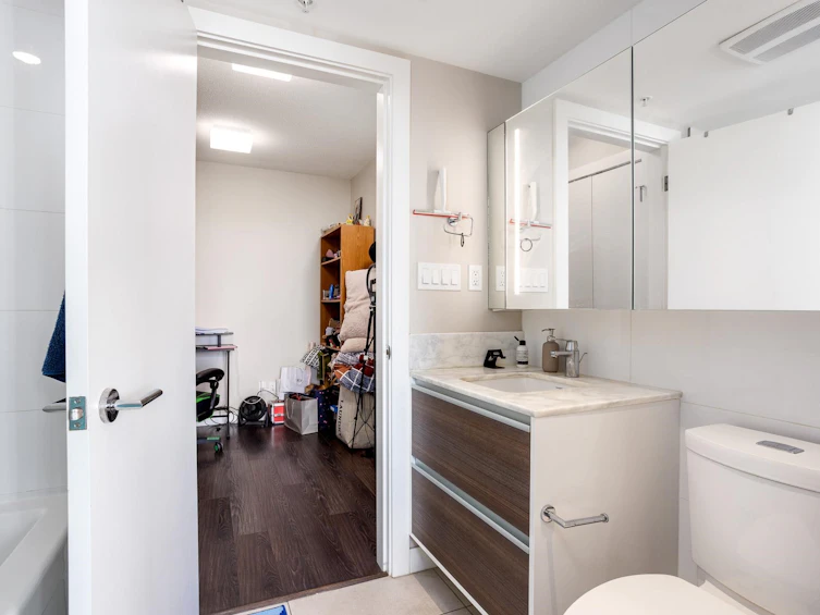 1612-13398 104 Avenue, Surrey, BC, V3T 1V6 - 17