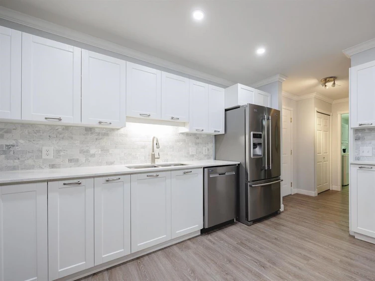 207-33728 King, Abbotsford, BC, V2S 8J4 - 6