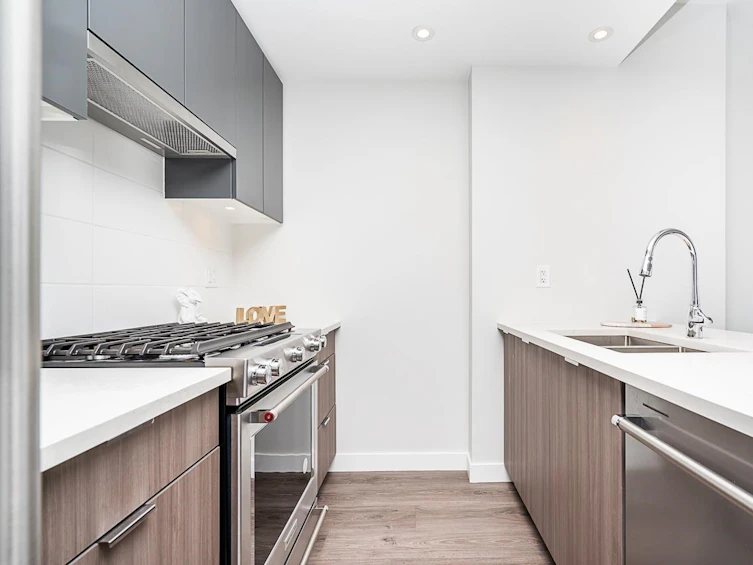 1702-3430 E Kent Avenue South, Vancouver, BC, V5S 0G7 - 6