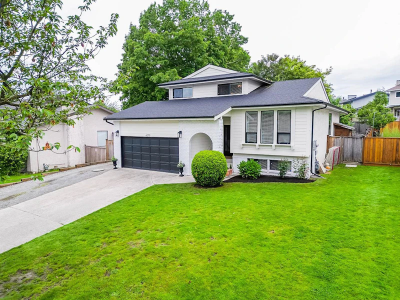6275 195b Street, Surrey BC V3S 7L8
