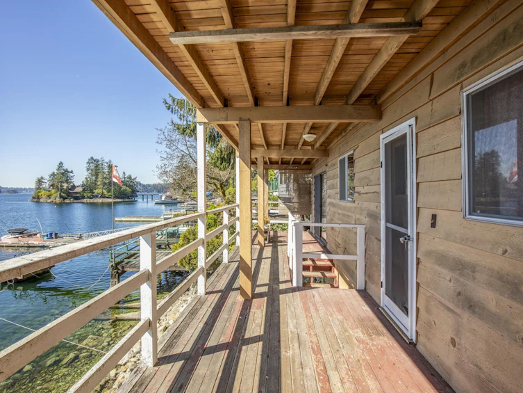 5672 Indian River Drive, North Vancouver, BC, V7G 2T8 - 24