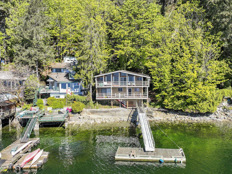 5672 Indian River Drive, North Vancouver, BC, V7G 2T8 - 35