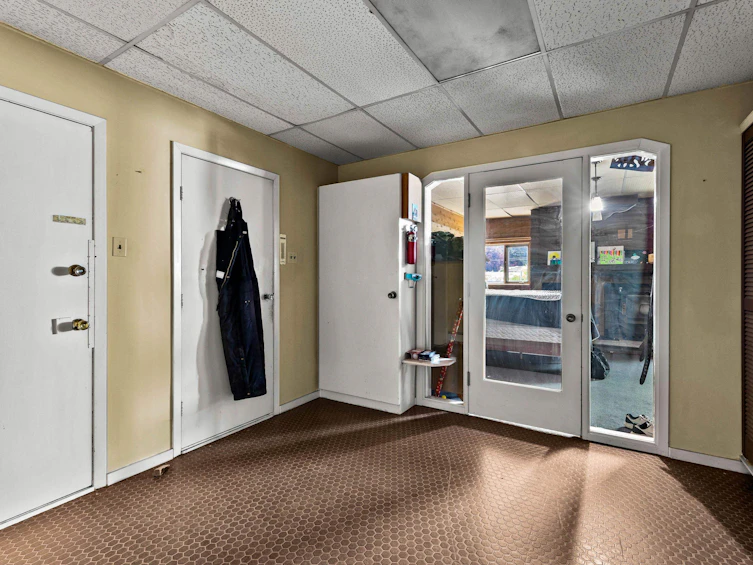 1876 Langley Street, Merritt, BC, V1K 1R6 - 33