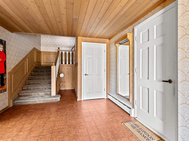 1876 Langley Street, Merritt, BC, V1K 1R6 - 5