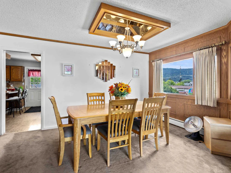 1876 Langley Street, Merritt, BC, V1K 1R6 - 8
