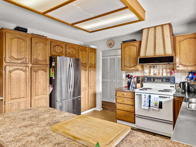 1876 Langley Street, Merritt, BC, V1K 1R6 - 14