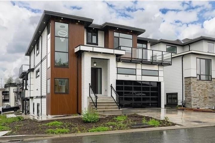5283 Highview Drive, Chilliwack, BC, V2R 6G4