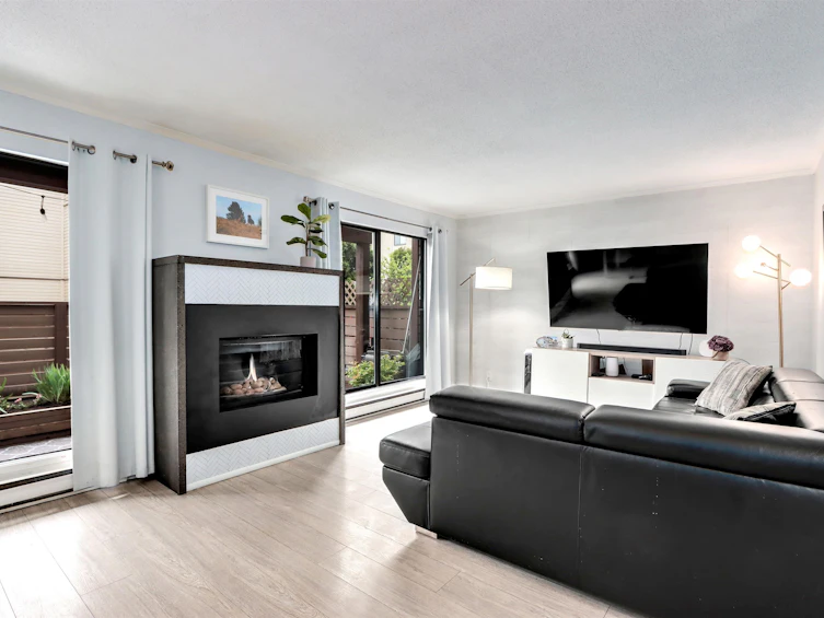 3301 Mountain Highway, North Vancouver, BC, V7K 2H4 - 17