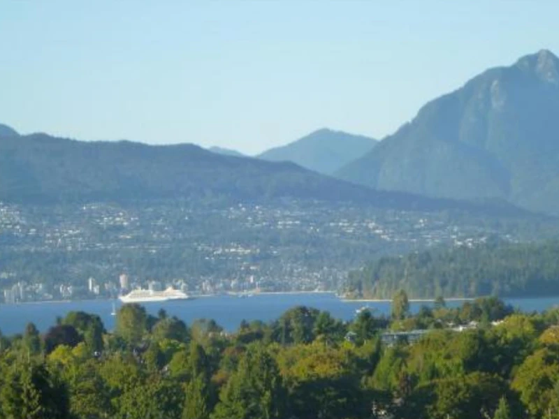 3240 W 21st Avenue, Vancouver BC V6L 1L2