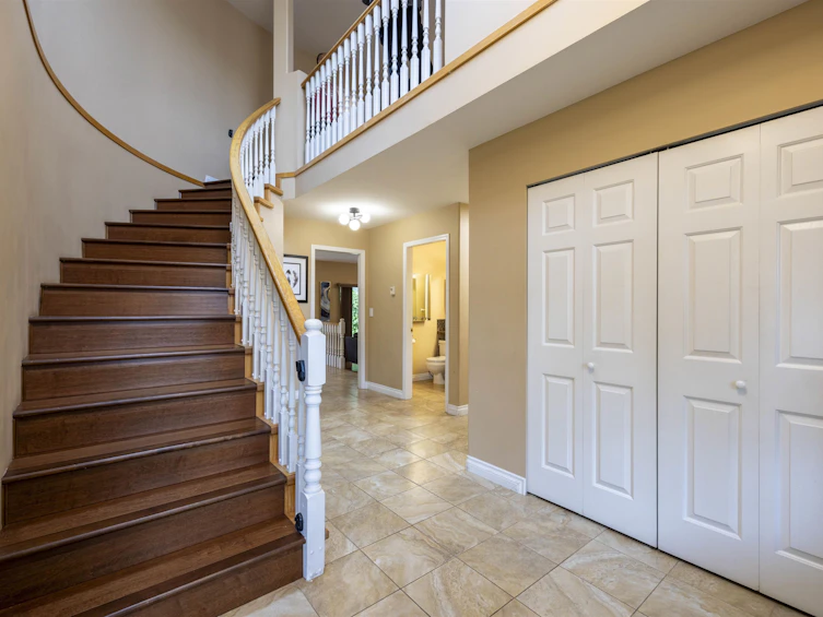 20266 123 Avenue, Maple Ridge, BC, V2X 4A5 - 20