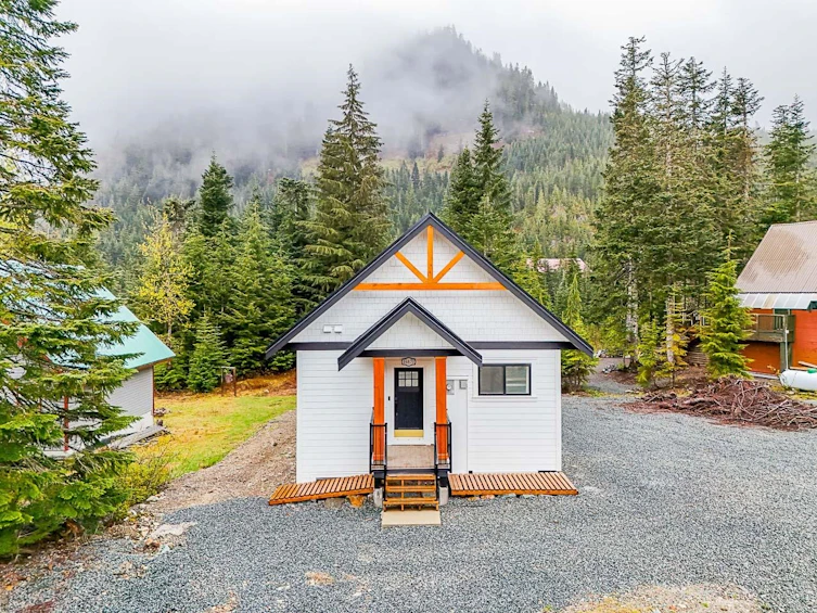 46870 Sakwi Creek Road, Mission, BC, V0M 1A1