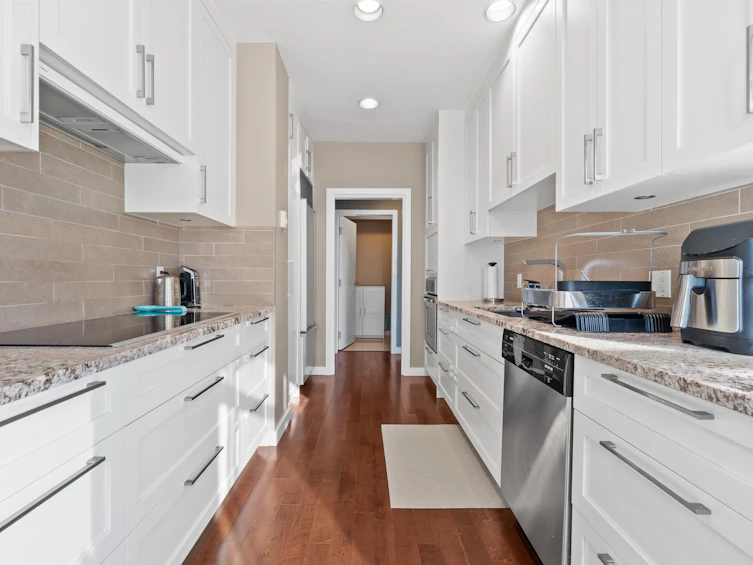 1B-1500 Alberni Street, Vancouver, BC, V6G 3C9 - 17