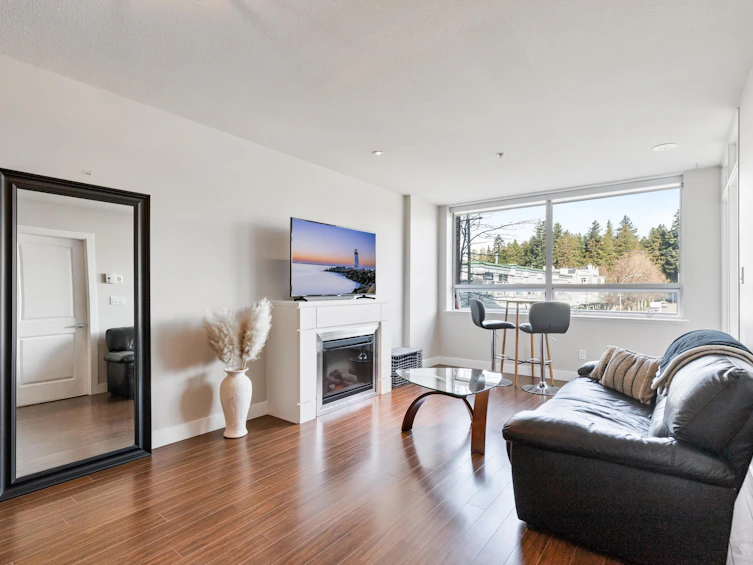 202-12069 Harris Road, Pitt Meadows, BC, V3Y 0C8 - 12