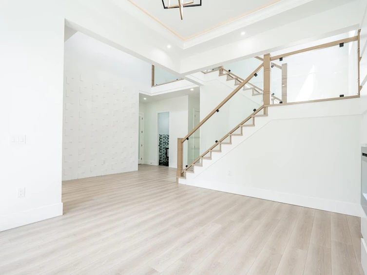 9382 156 Street, Surrey, BC, V3R 4L2 - 4