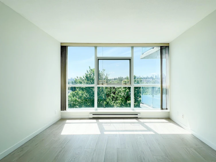 1004-2225 Holdom Avenue, Burnaby, BC, V5B 0A1 - 11