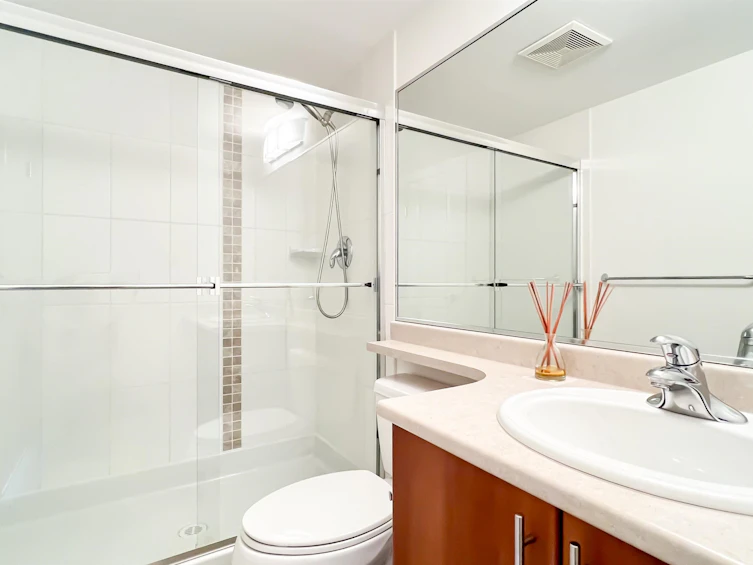 1004-2225 Holdom Avenue, Burnaby, BC, V5B 0A1 - 14