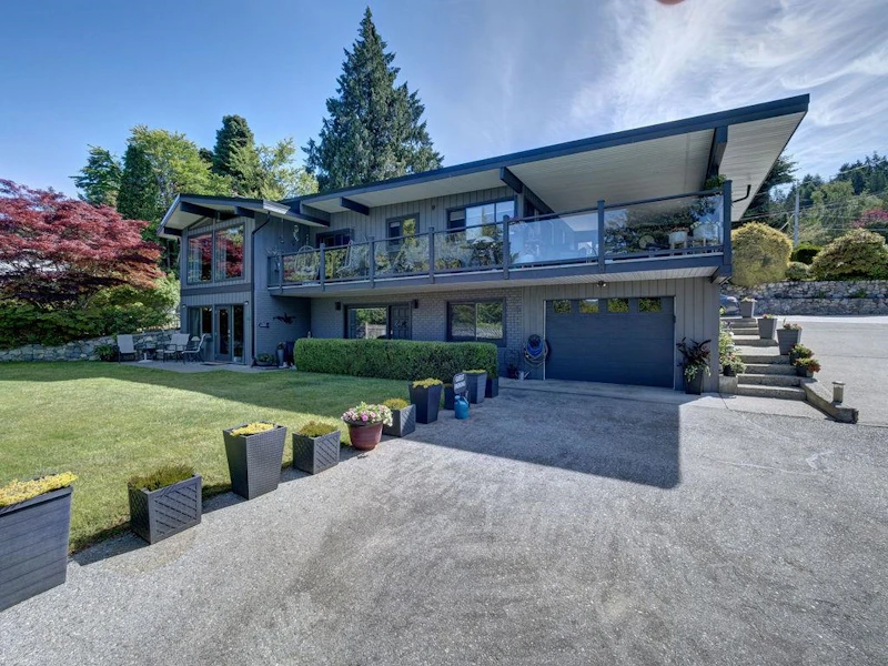 5350 Benner Road, Sechelt BC