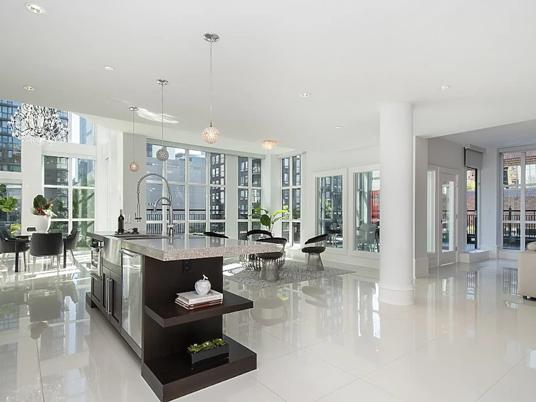 PH2-1102 Hornby Street, Vancouver, BC, V6Z 1V8