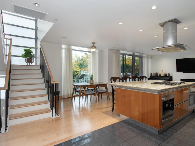 1161 W Cordova Street, Vancouver, BC, V6C 0A1 - 3