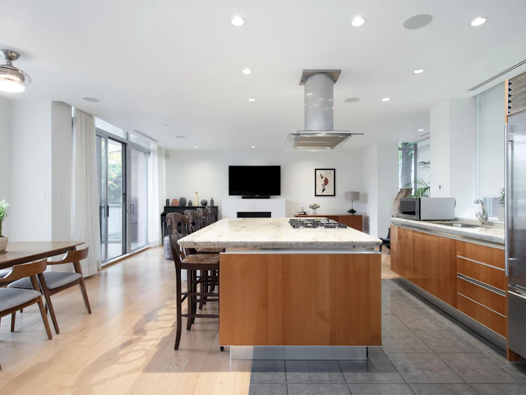1161 W Cordova Street, Vancouver, BC, V6C 0A1 - 4