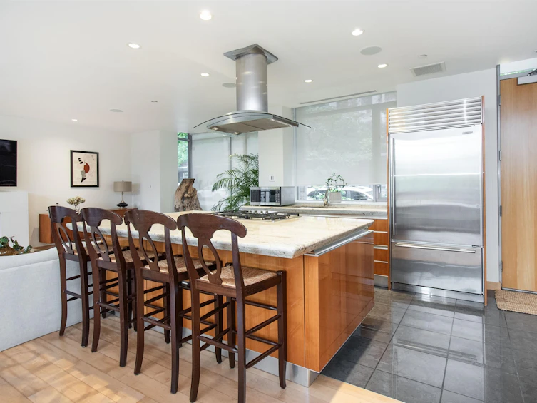 1161 W Cordova Street, Vancouver, BC, V6C 0A1 - 5