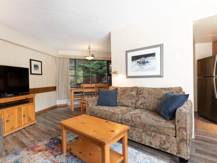 6F-2561 Tricouni Place, Whistler, BC, V8E 0A8 - 2