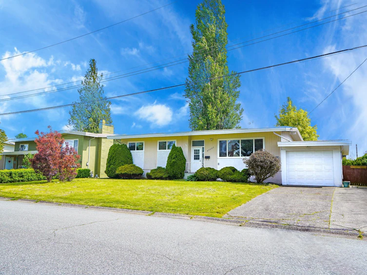 46080 Camrose Avenue, Chilliwack, BC, V2P 3R2 - 2