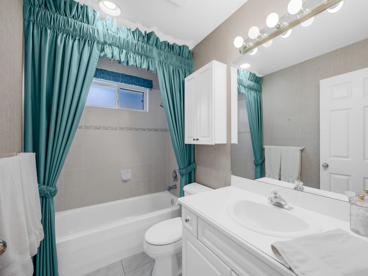12715 14b Avenue, Surrey, BC, V4A 1J8 - 27