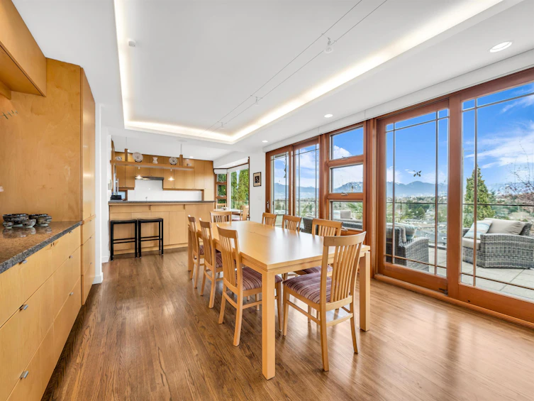 4716 Narvaez Drive, Vancouver, BC, V6L 2J2 - 9