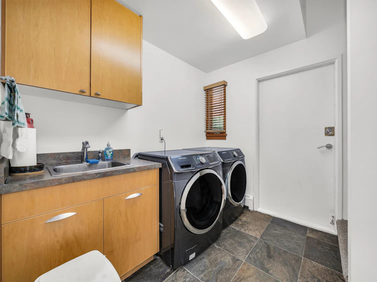 4716 Narvaez Drive, Vancouver, BC, V6L 2J2 - 24
