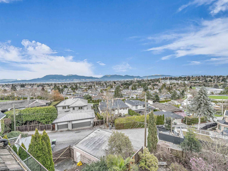 4716 Narvaez Drive, Vancouver, BC, V6L 2J2 - 30