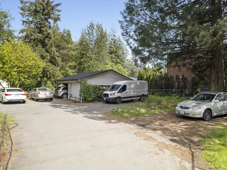 2048 176 Street, Surrey, BC, V3Z 9W4 - 8