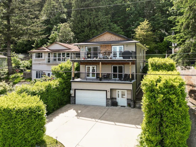 646 Gower Point Road, Gibsons BC