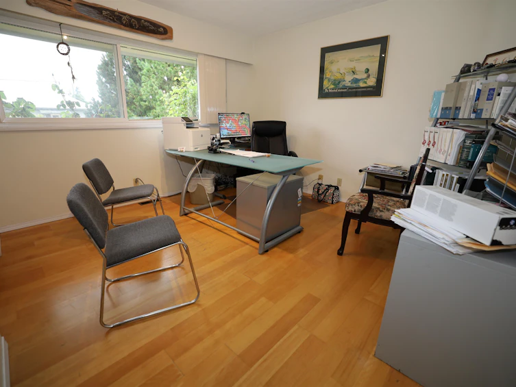 5690 Mermaid Street, Sechelt, BC, V0N 3A3 - 8