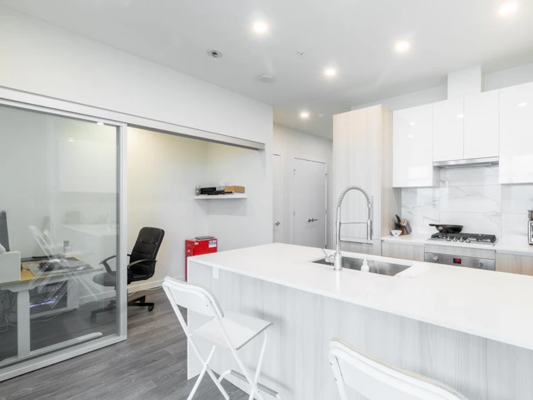 2202-5311 Goring Street, Burnaby, BC, V5B 0B5 - 13