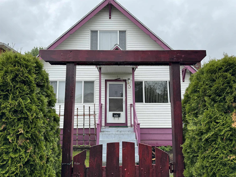 1465 Renfrew Street, Vancouver, BC, V5K 4C5 - 2