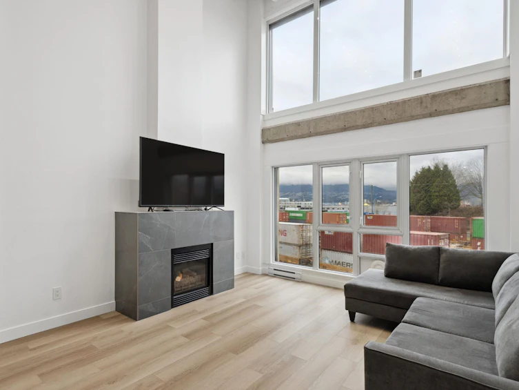 309-27 Alexander Street, Vancouver, BC, V6A 1B2 - 3