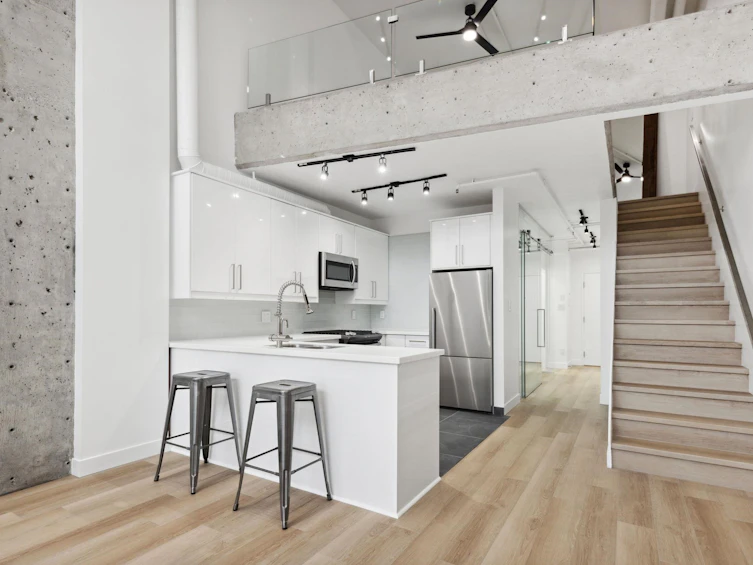 309-27 Alexander Street, Vancouver, BC, V6A 1B2 - 9