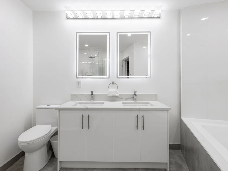 309-27 Alexander Street, Vancouver, BC, V6A 1B2 - 25