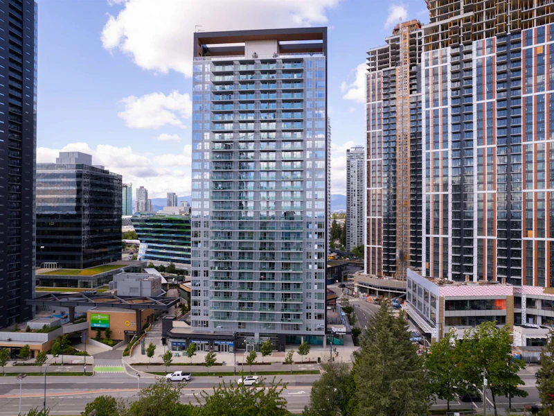 907 - 13655 Fraser Highway, Surrey BC