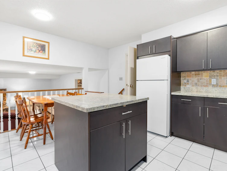 14070 57a Avenue, Surrey, BC, V3X 2W3 - 17