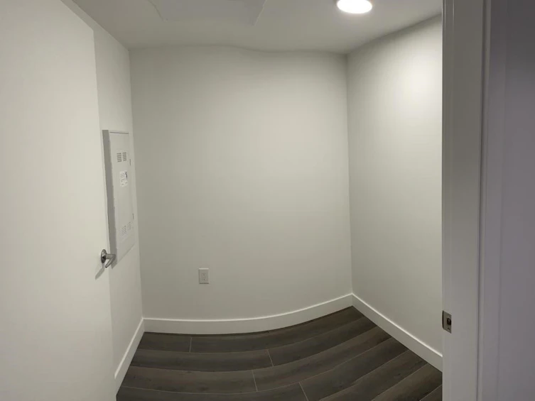 606-8188 Fraser Street, Vancouver, BC, V5X 0J8 - 3